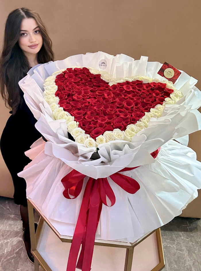 Букет «ROSES HEART 201»